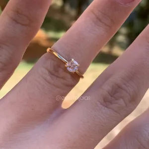 Anel solitário modelo chuveiro 4 garras - banhado a ouro 18k