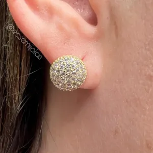 Brinco redondo cravejado 11mm - G - banhado a ouro 18k