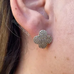 Brinco de trevo cravejado - 14mm - banhado a ouro 18k