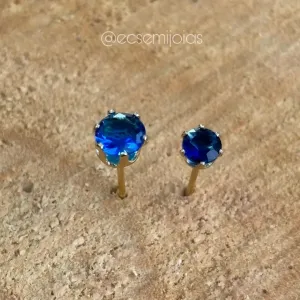 Brinco ponto de luz 6 garras pedra de 4mm - banhado a ouro 18k