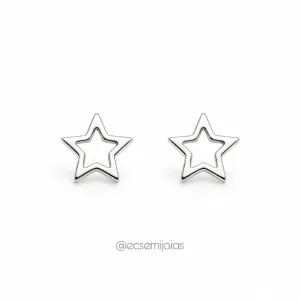 Brinco de estrela vazada lisa - 8mm diâmetro - aço inoxidável