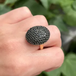 Anel oval cravejado - 19x23mm - banhado a ouro 18k