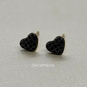 Brinco de coração cravejado 7mm - banhado a ouro 18k