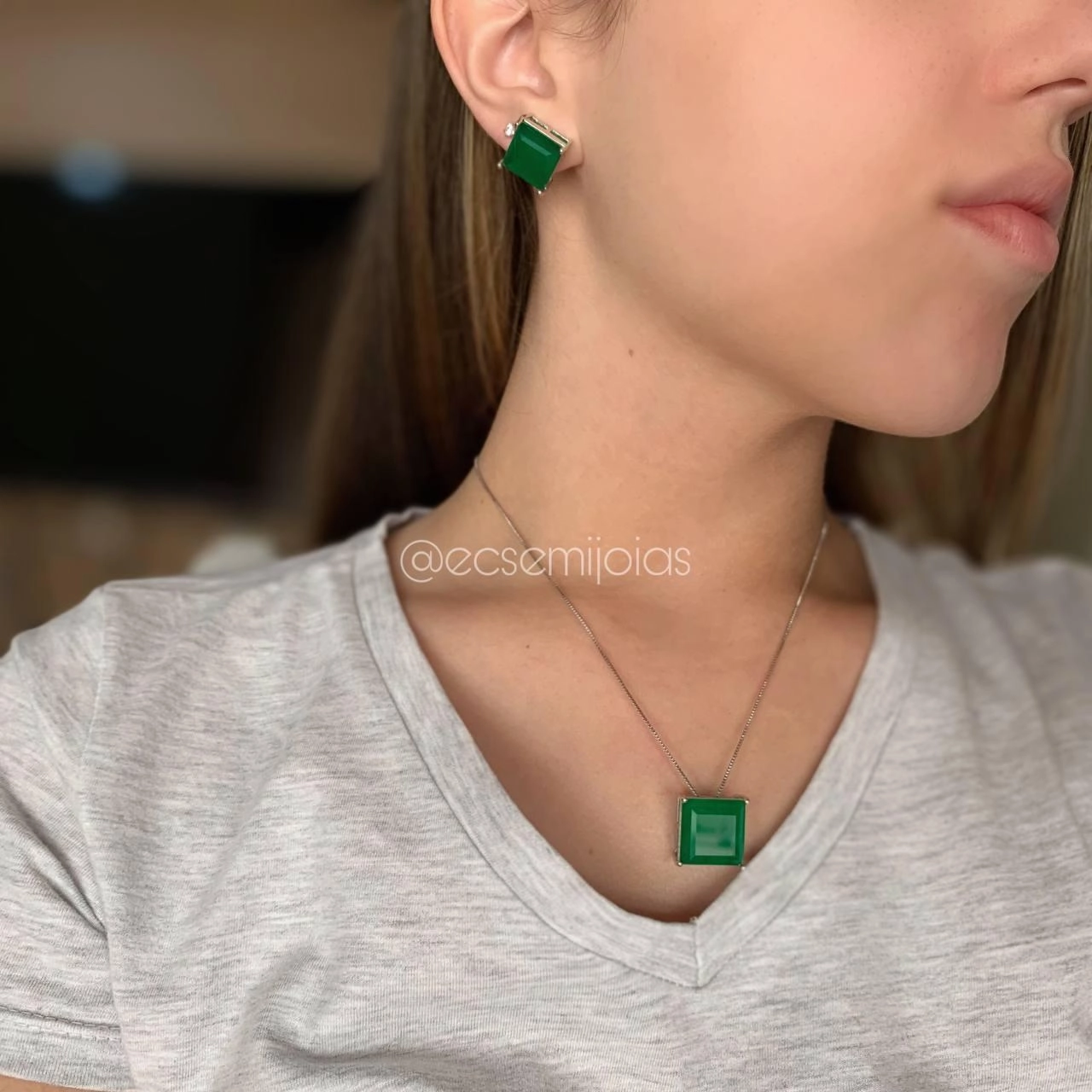 Conjunto brinco e colar quadrado pedra fusion grande