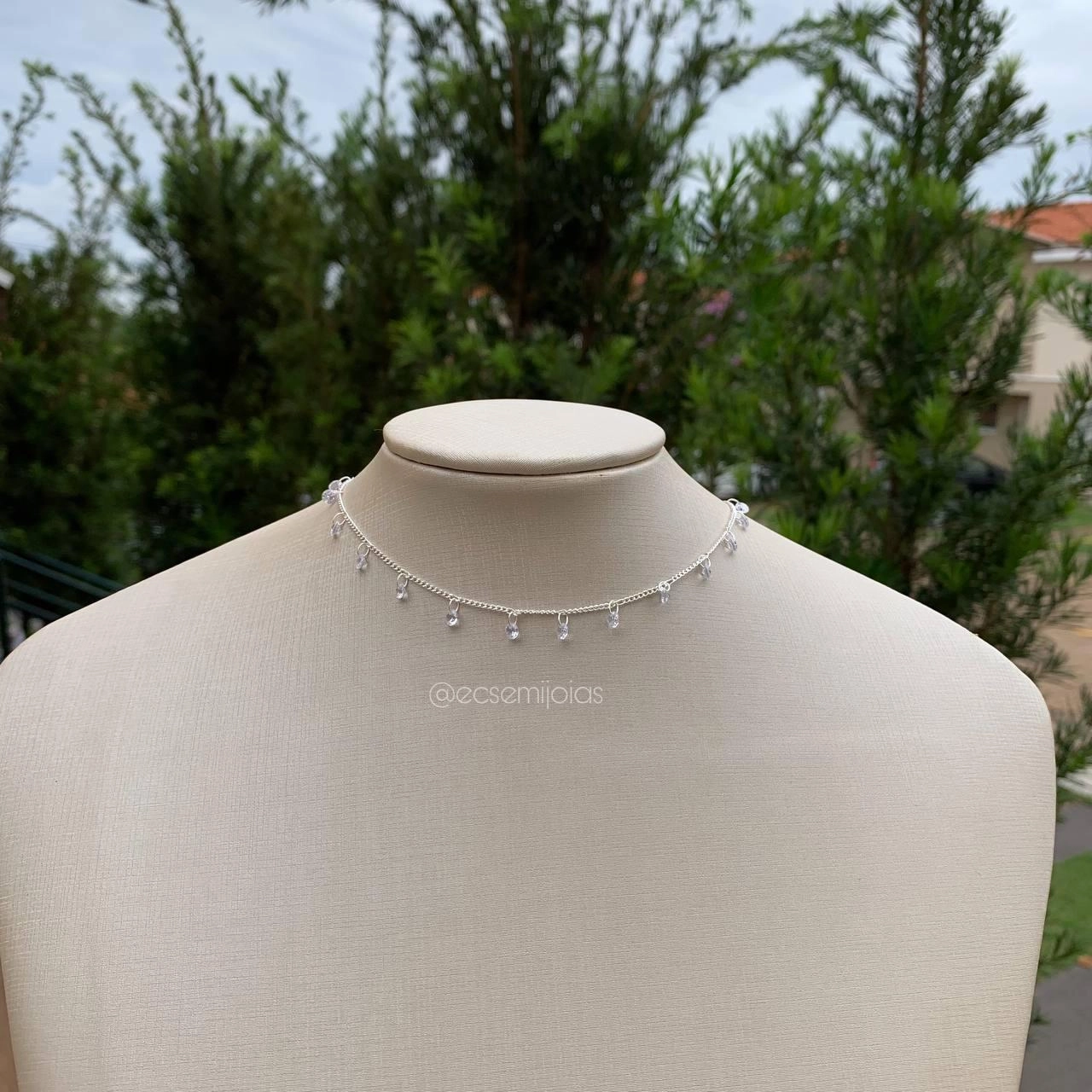 Colar choker cristais