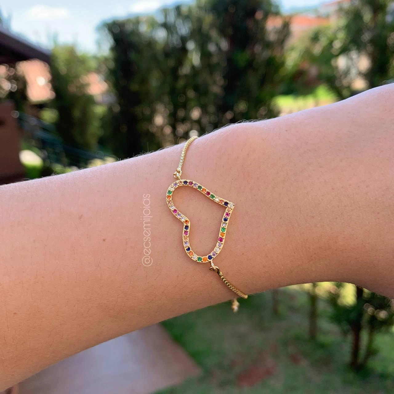 Pulseira shambala coração vazado cravejado