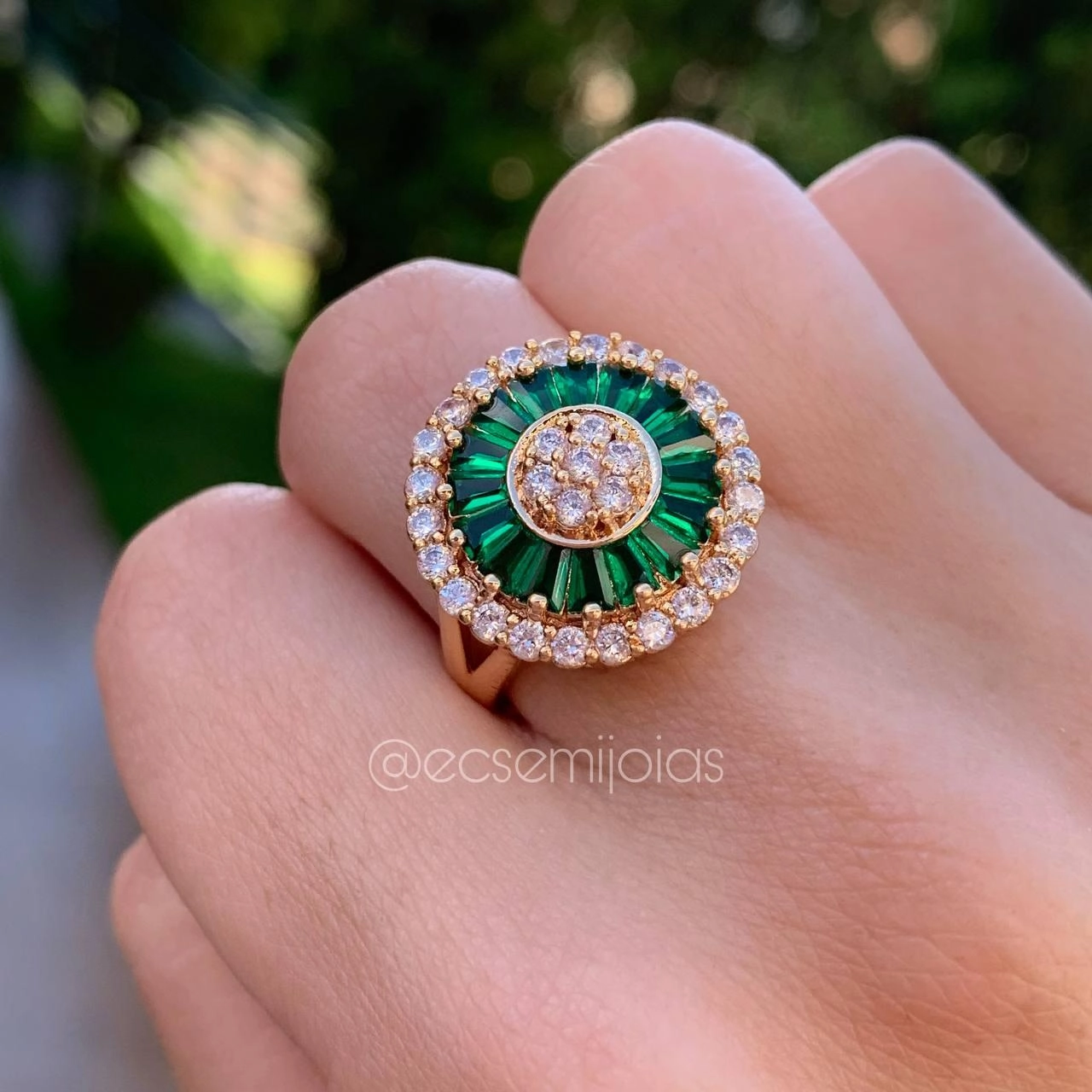 Conjunto brinco, colar e anel pizza esmeralda