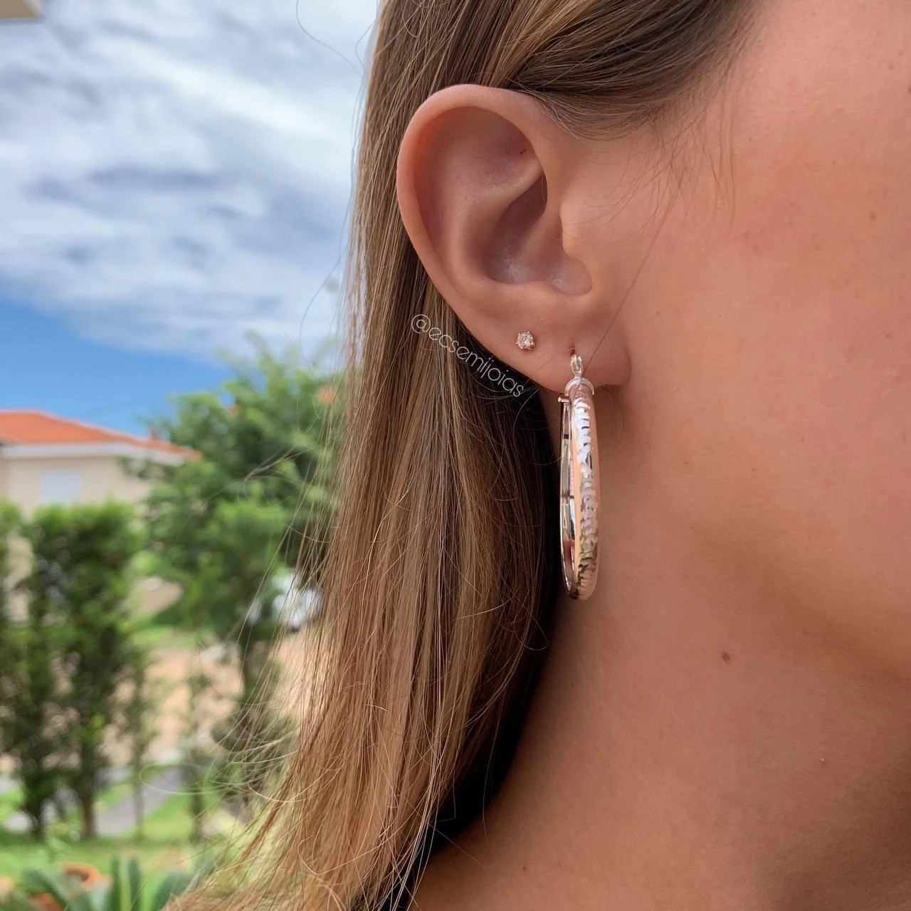 Argola com tranqueta 3,5 cm de diâmetro- 4mm de espessura- banho de prata 925