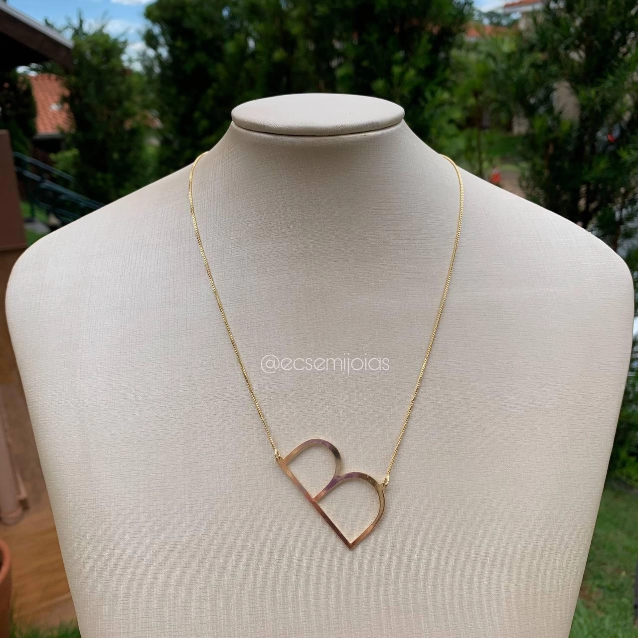 Colar personalizado de letra grande lisa B- banhado a ouro 18k - 45cm