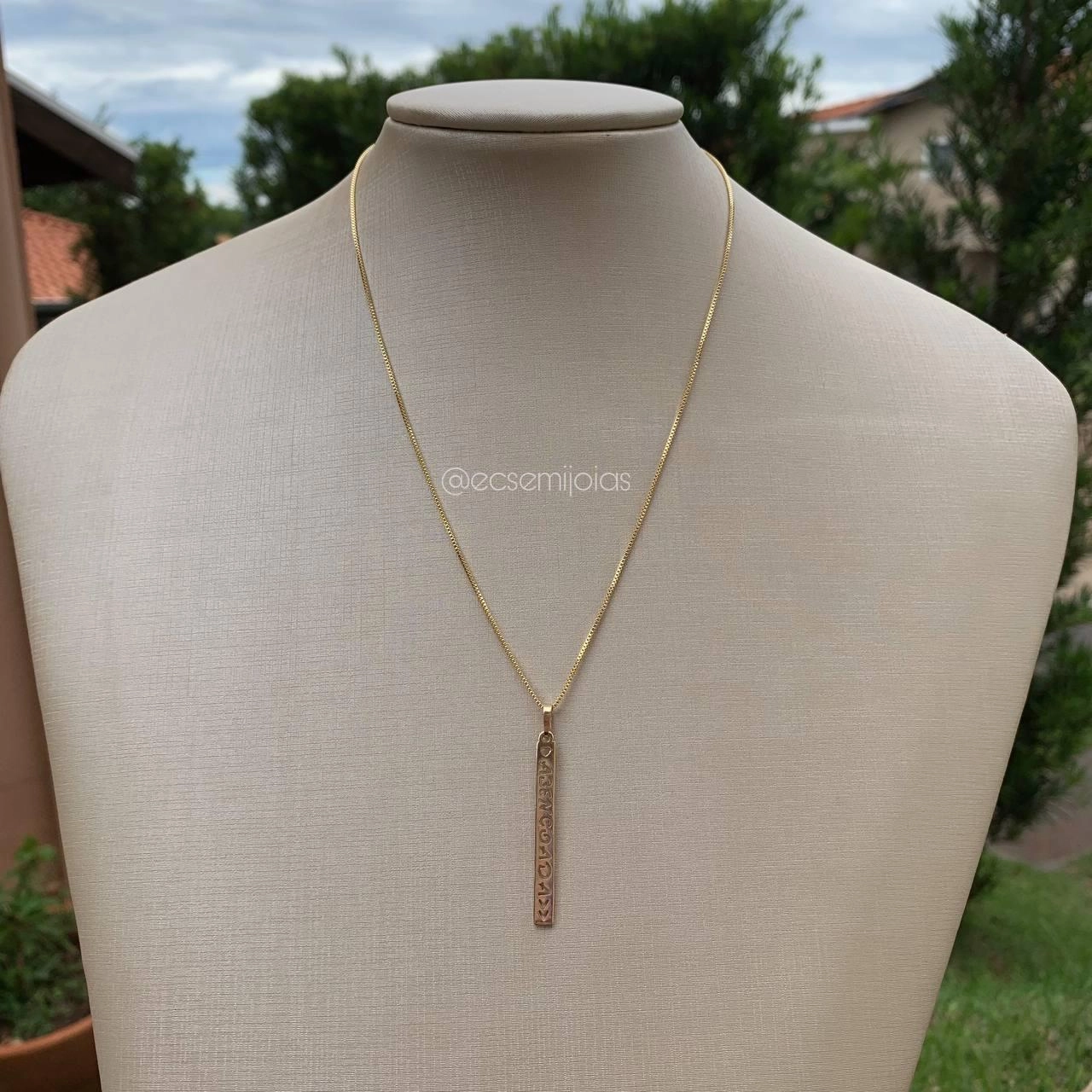 Colar placa abençoada- banhado a ouro 18k