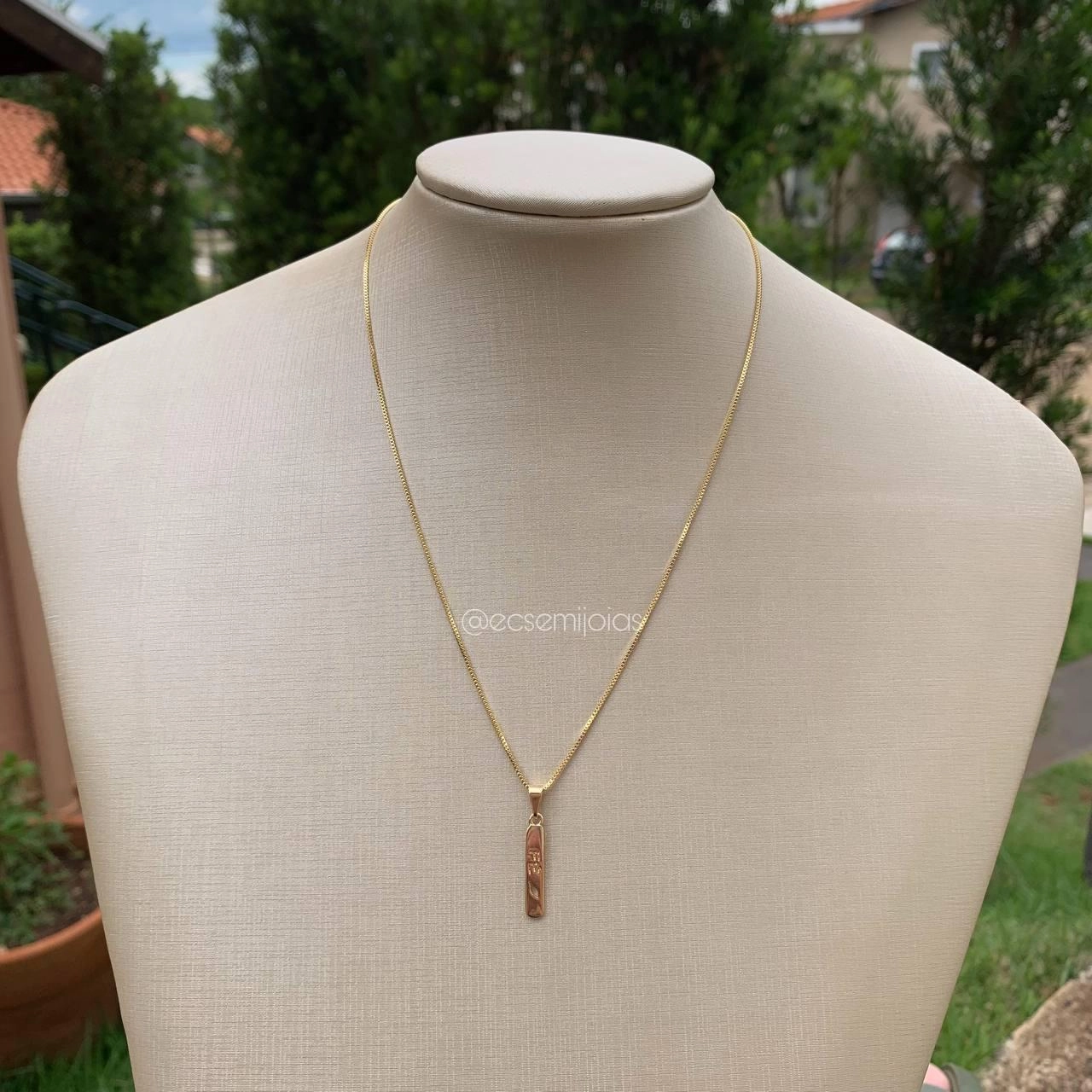 Colar placa fé- banhado a ouro 18k