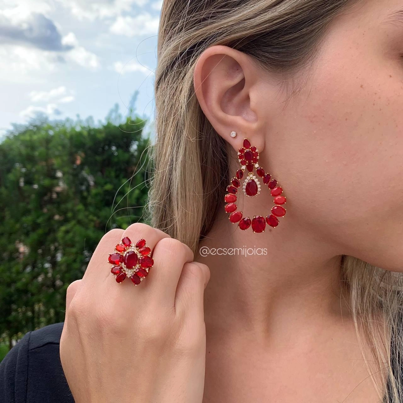 Conjunto anel e brinco  oval com pedras ovais - banhado a ouro 18k