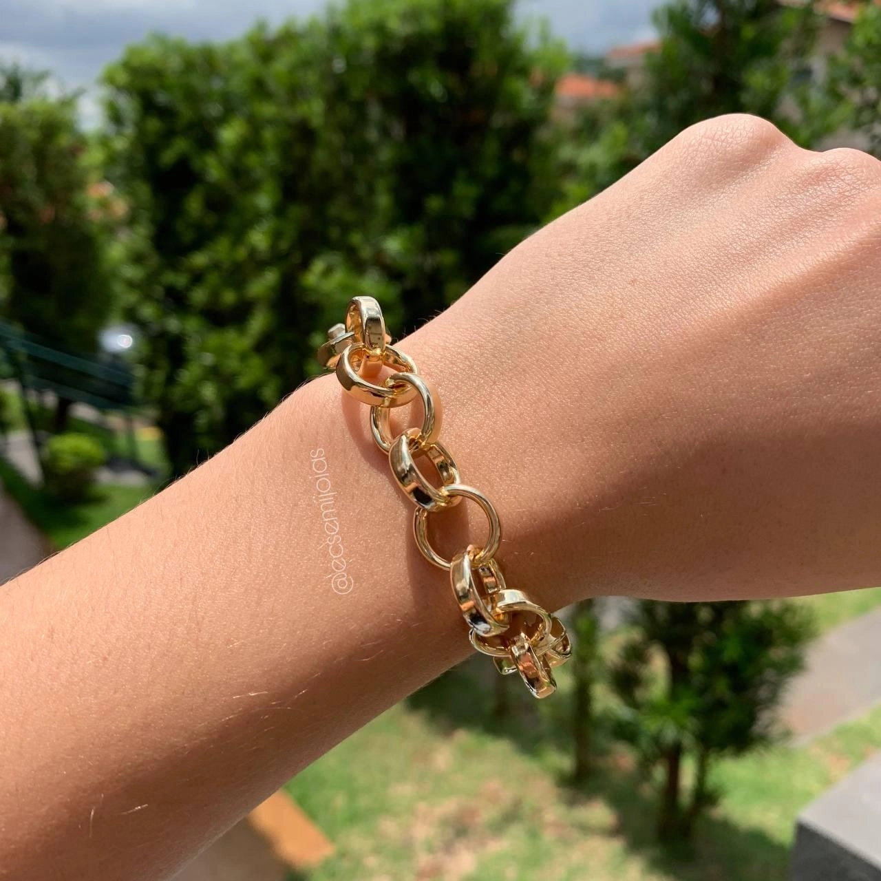 Pulseira elos redondos grandes português fecho boia  -13 mm espessura- banhado a ouro 18k