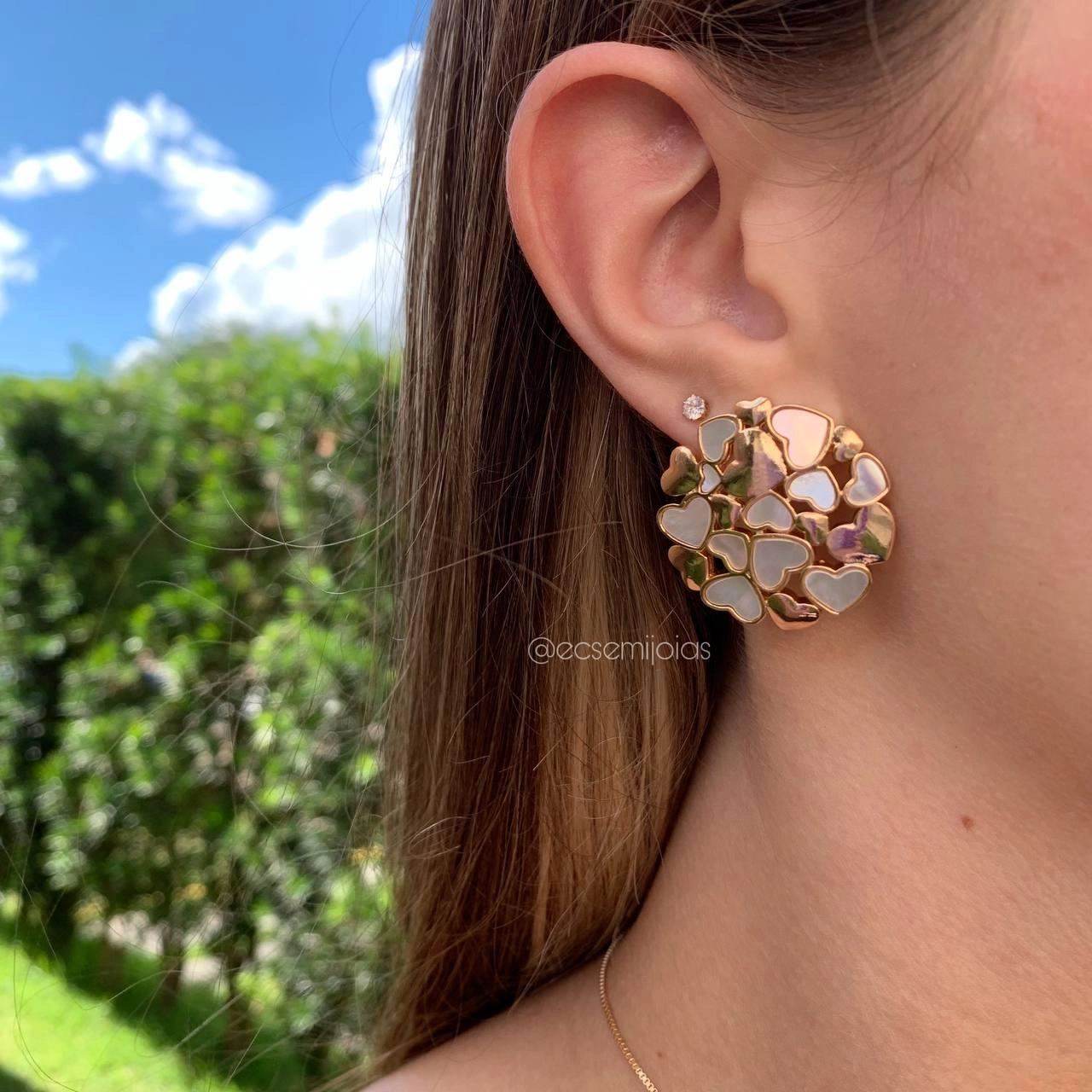 Conjunto brinco, colar e anel de coração com madrepérola - banhado a ouro 18k