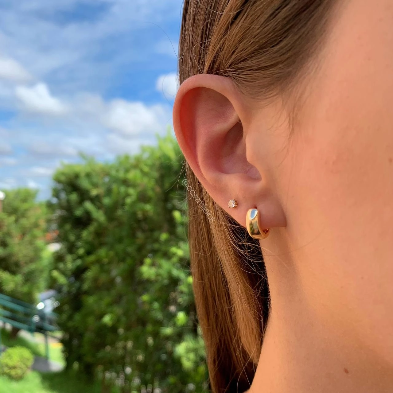 Brinco argola 5mm de espessura - banhado a ouro 18k - tamanho médio