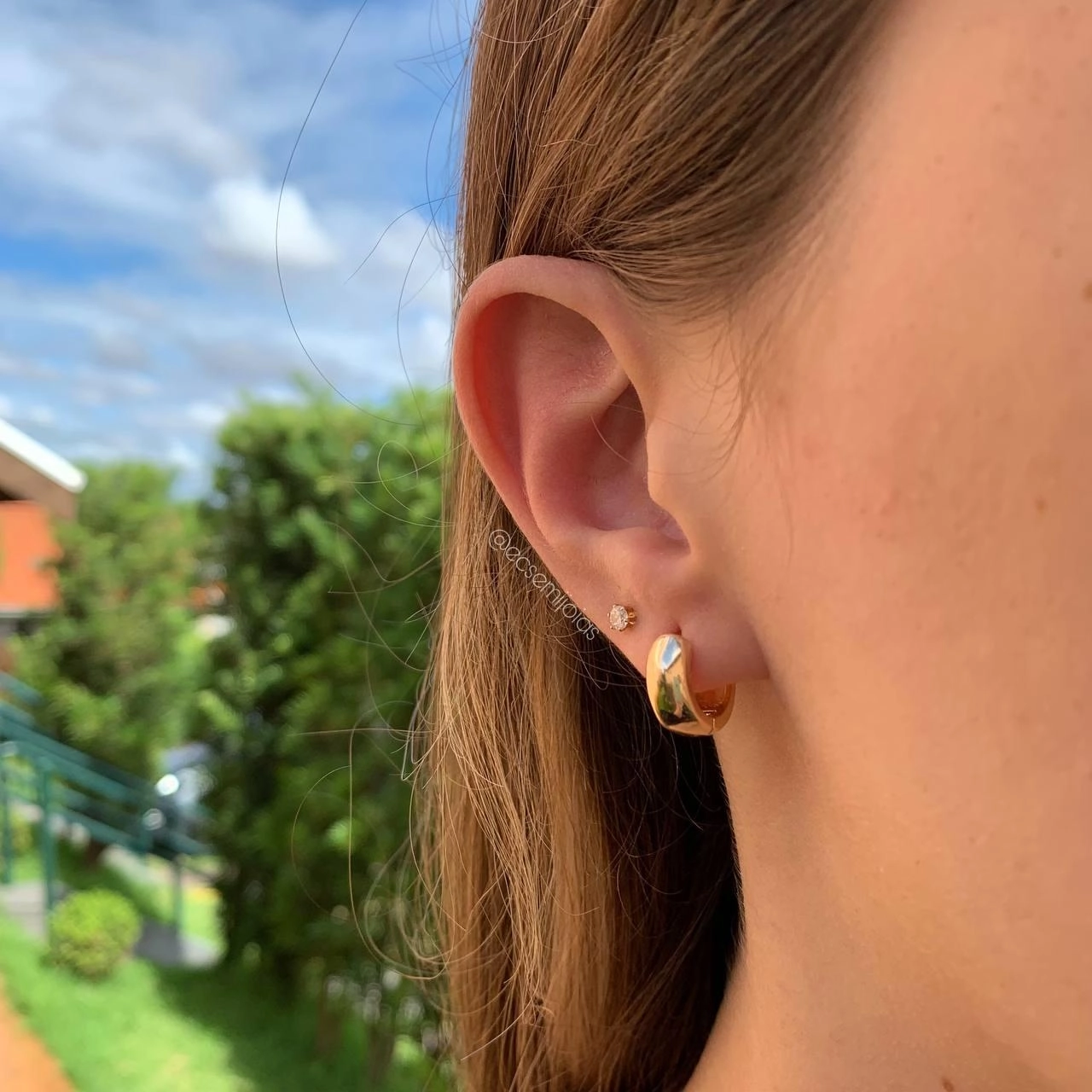 Brinco argola 6mm de espessura - banhado a ouro 18k - tamanho Grande