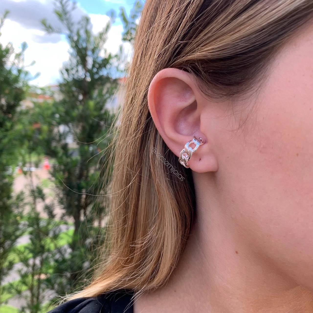 Brinco piercing corrente 7 elos lisos    - banhado a prata 925
