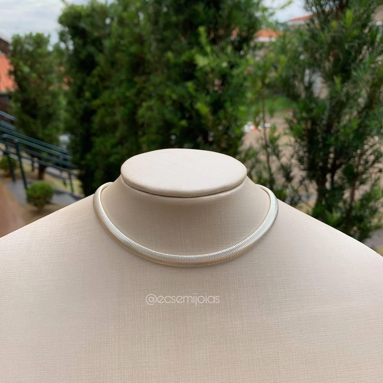 Choker lacraia mole - banho de prata 925