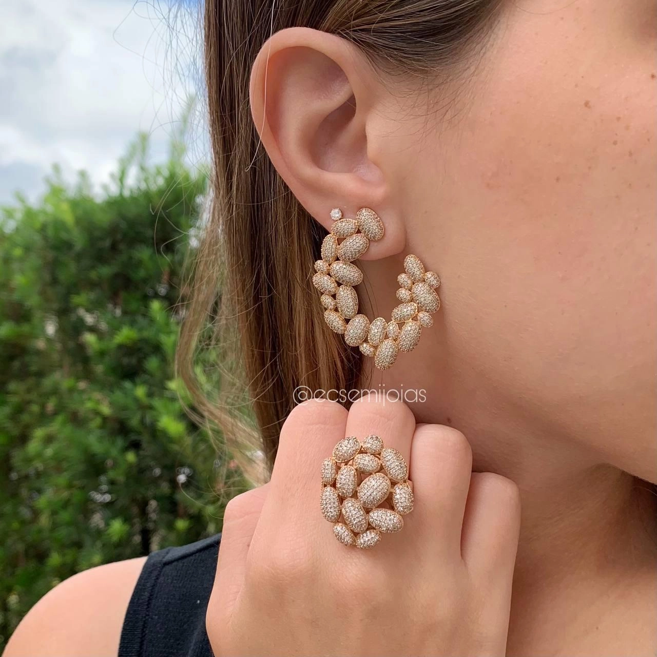 Conjunto anel e brinco aspirais ovais cravejados - banhado a ouro 18k