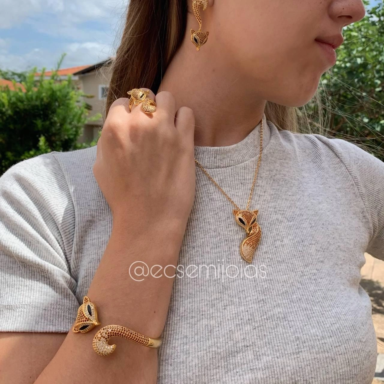 Conjunto brinco colar bracelete e anel raposa cravejada - banhado a ouro 18k