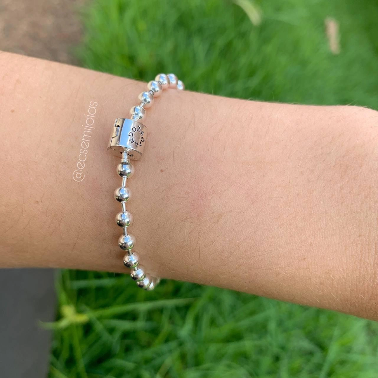 Pulseira bolas com uma bola cravejada PRATA 925