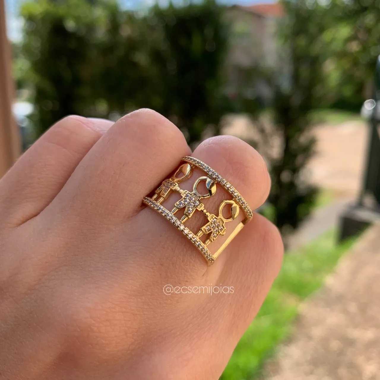 Anel 3 crianças, 3 meninos - banhado a ouro 18k