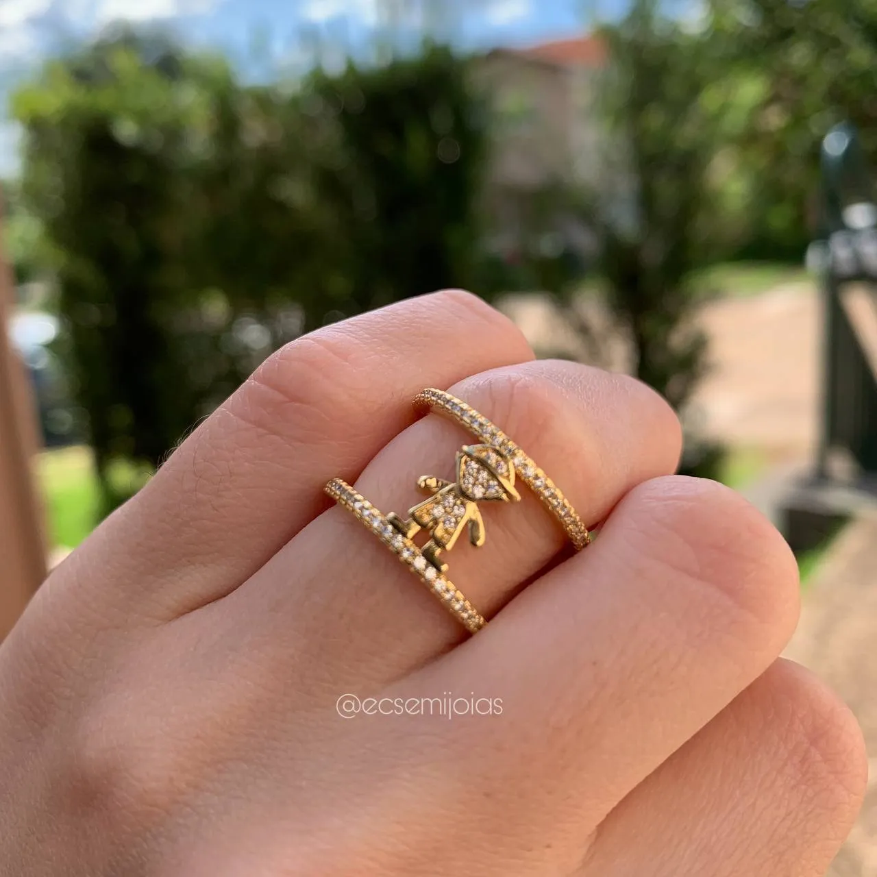 Anel aro cravejado c/ criança menino cravejada - banhado a ouro 18k