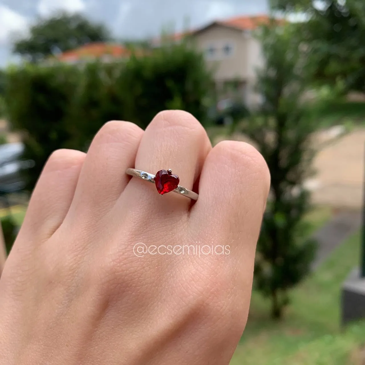 Anel solitário you & me coração maior 6x6 - banhado a ródio branco