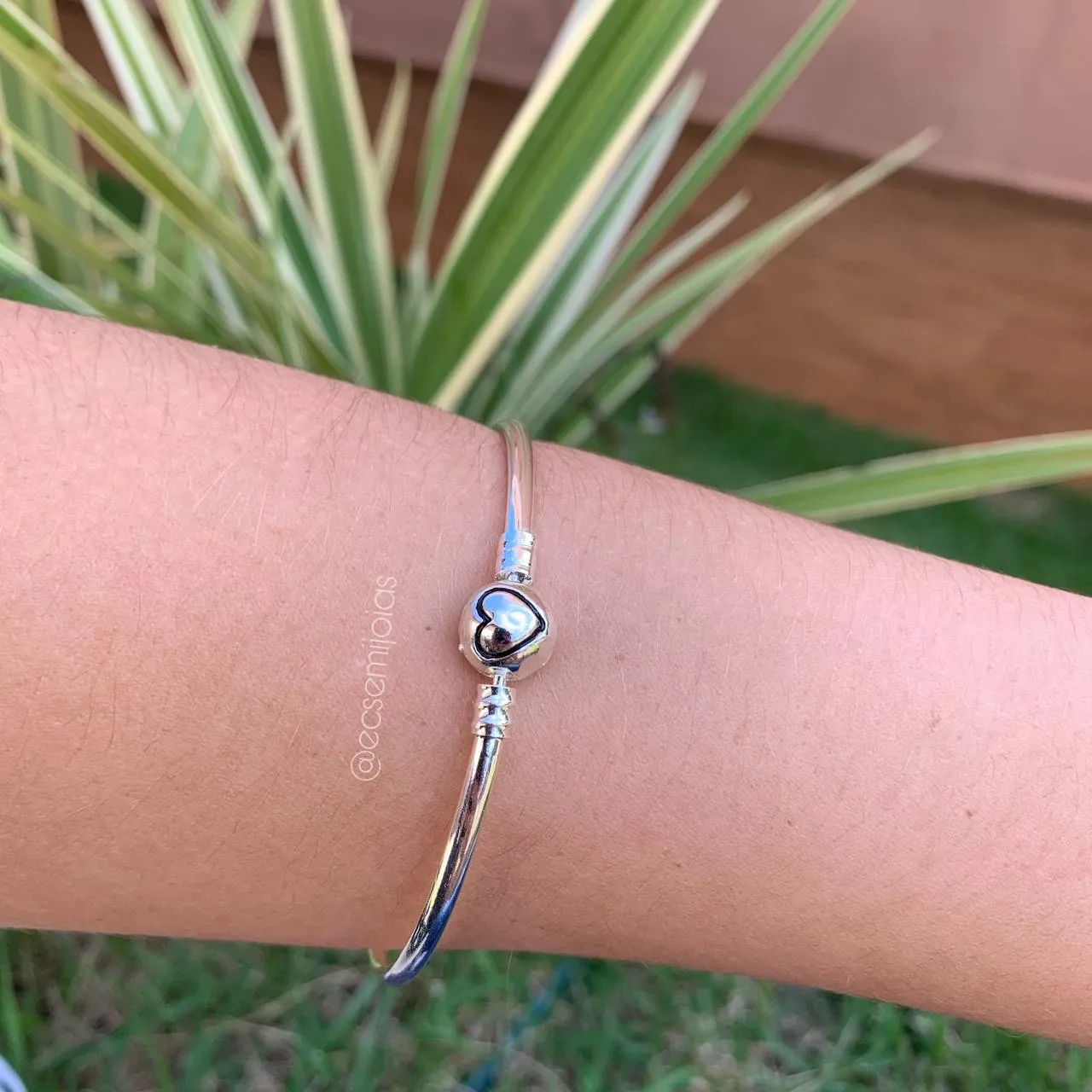 Bracelete com fecho bola de coração - banhado a prata 925