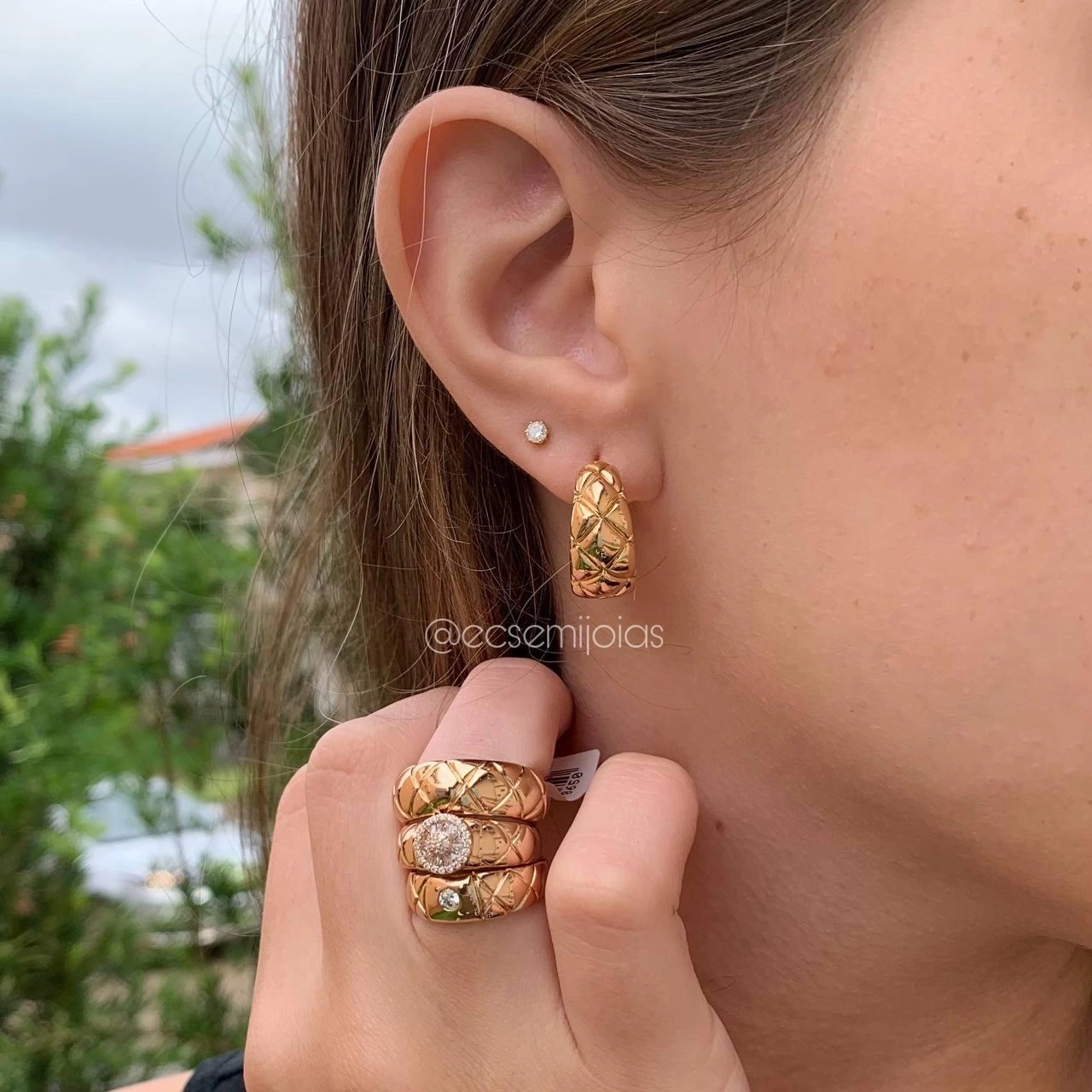 Brinco e anel trio trabalhada em X com pizza em cima - banhado a ouro 18k