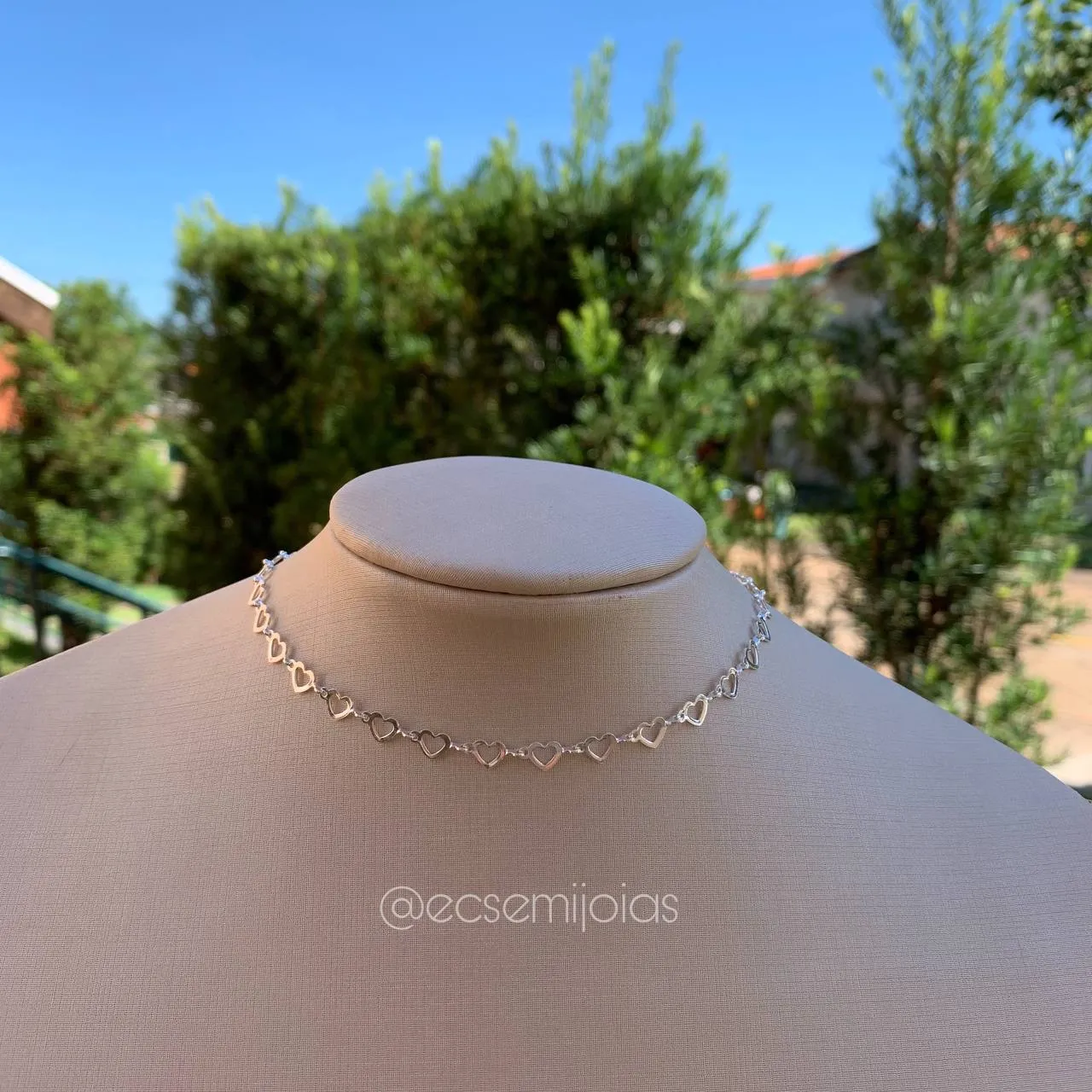 Choker de corações lisos 30 cm+ 10 de extensor  - banhado a prata 925 - coleção love colors