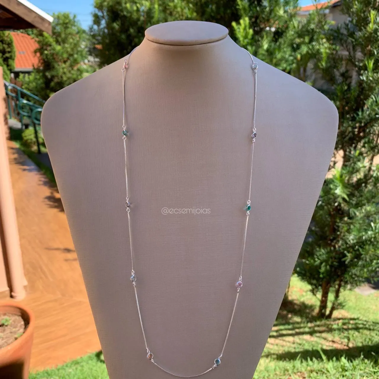 Colar longo com zircônias espaçadas de 5mm- 70cm - banhado  a prata 925 - coleção love colors