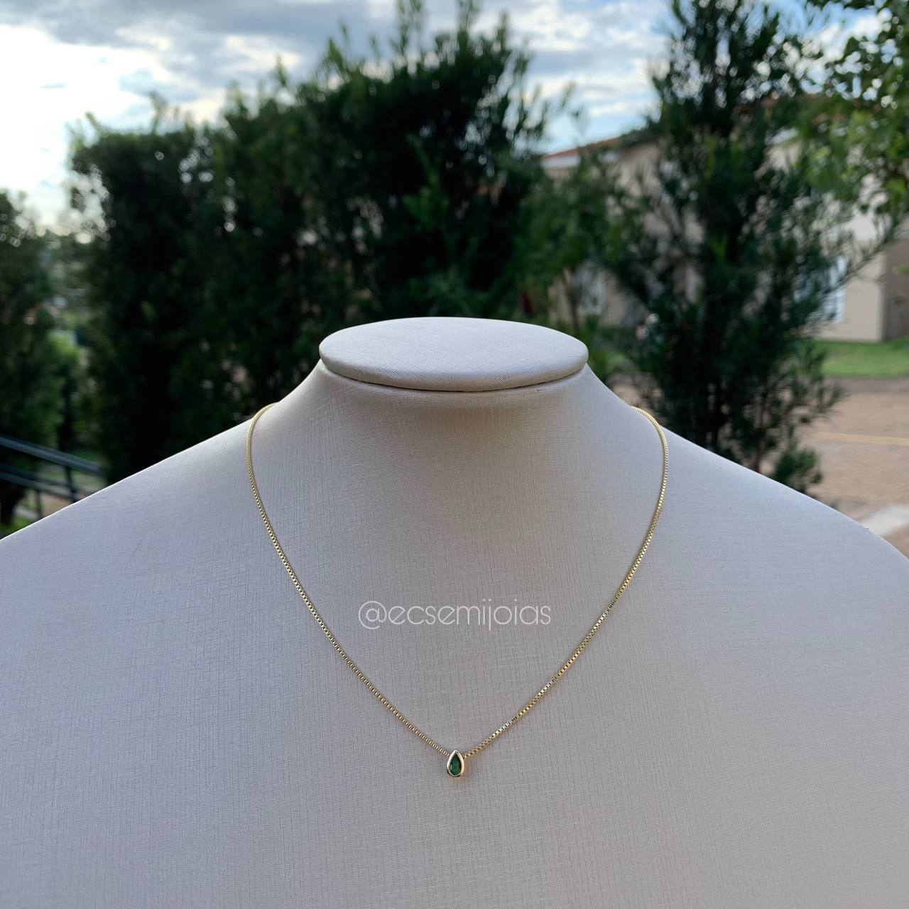 Colar ponto de luz gota  - corrente veneziana de 40cm - banhado a ouro 18k
