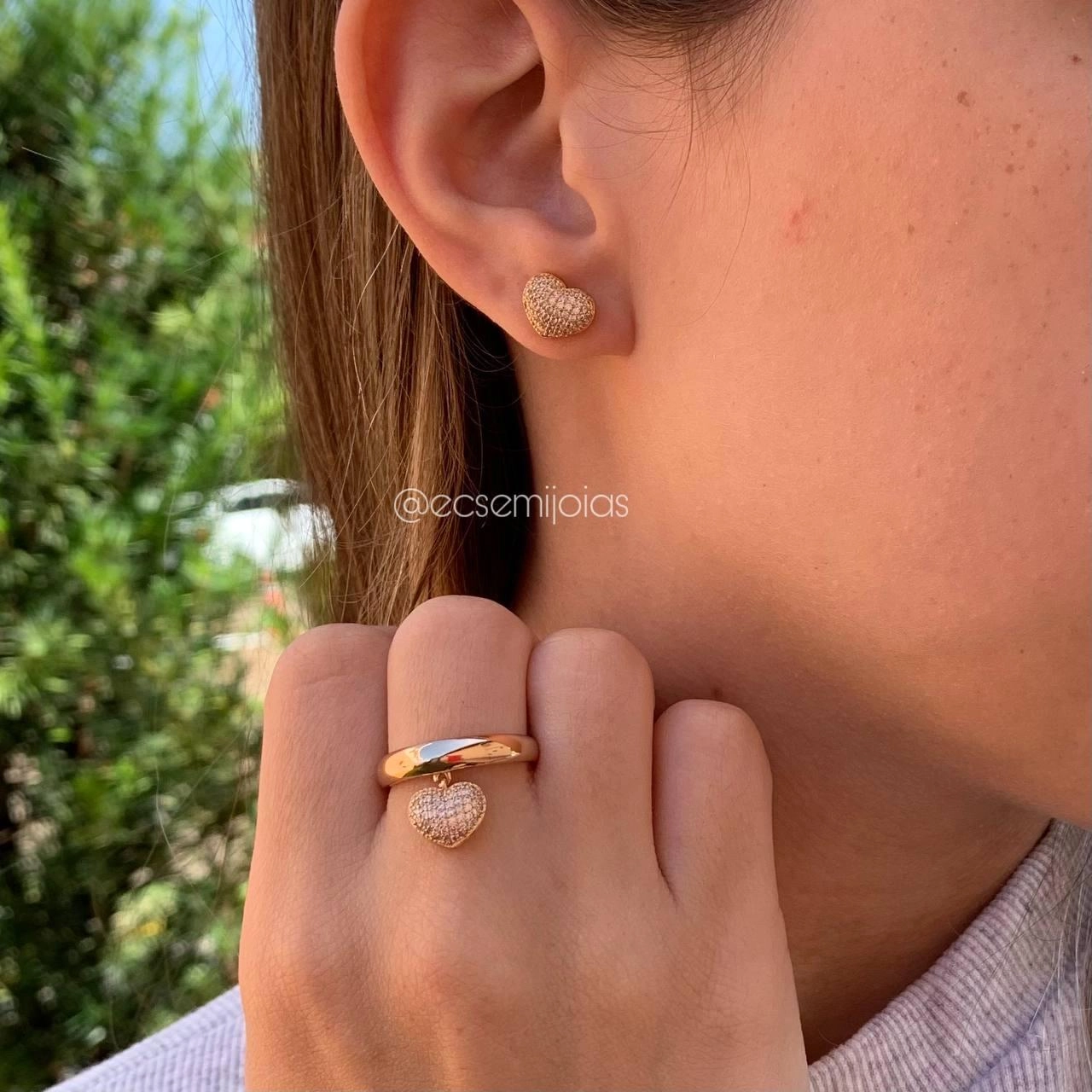 Conjunto brinco e anel coração cravejado - banhado a ouro 18k