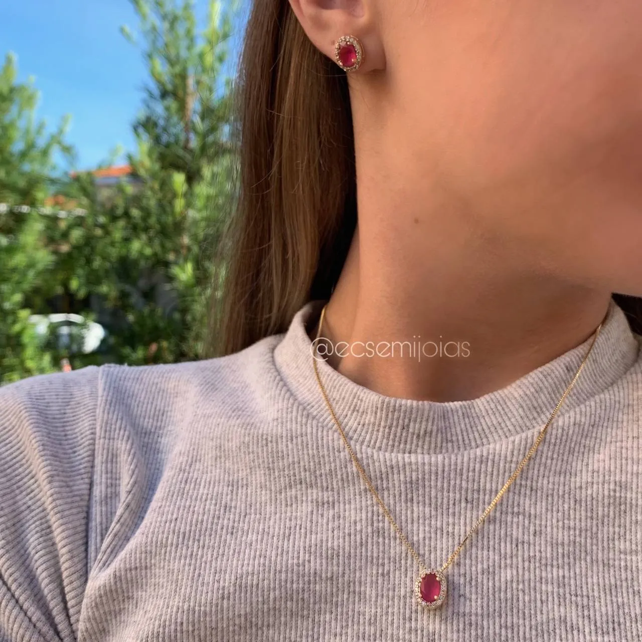 Conjunto de brinco e colar pedra oval cravejada em volta - banhado a ouro 18k - coleção love colors
