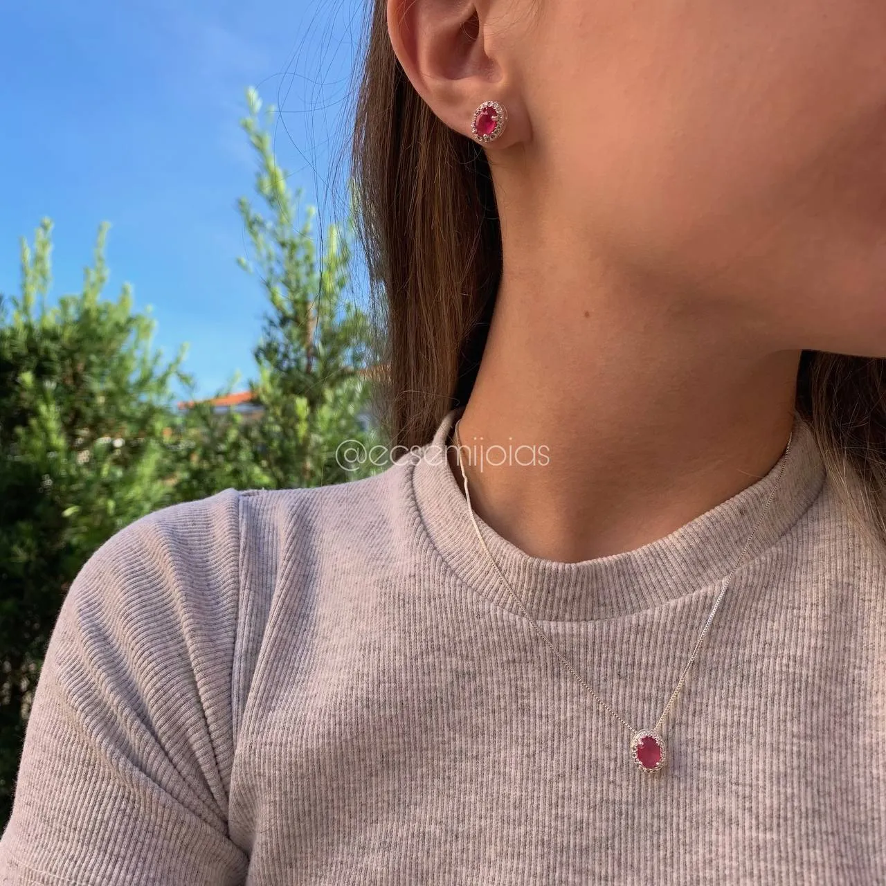 Conjunto de brinco e colar pedra oval cravejada em volta - banhado prata 925 - coleção love colors