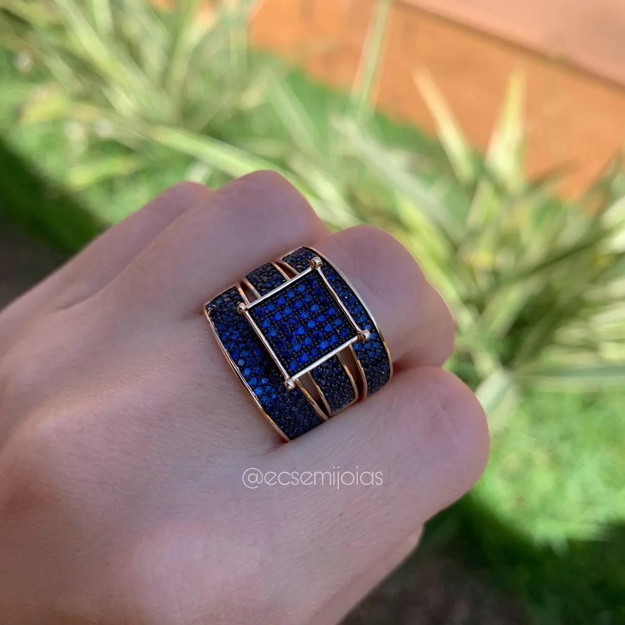 Anel trio cravejado cabeça quadrada - banhado a ouro 18k