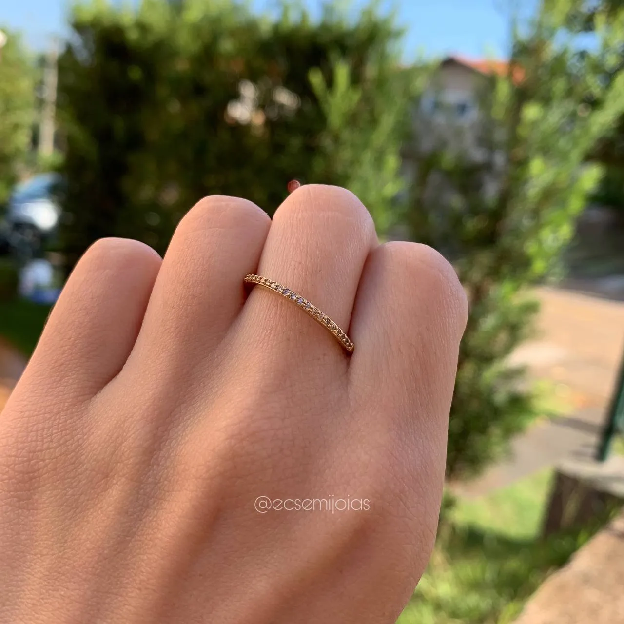 Aparador fino cravejado individual - banhado a ouro 18k