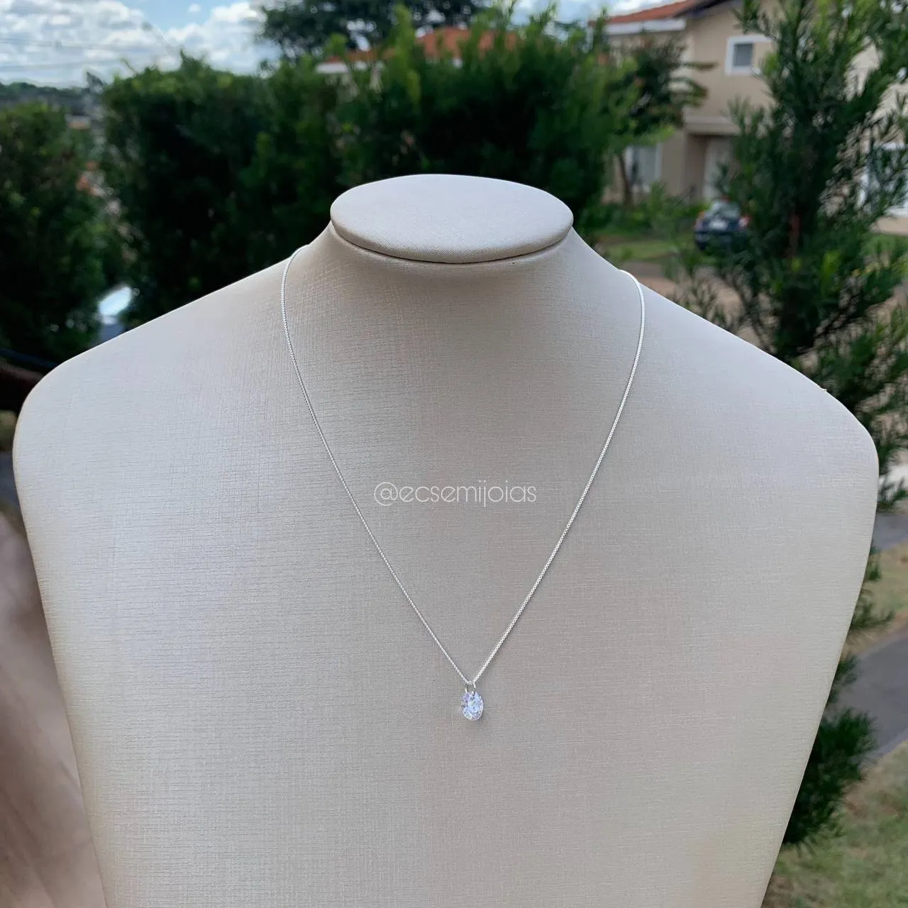 Colar ponto de luz pedra redonda 8mm com argola redonda- PRATA 925