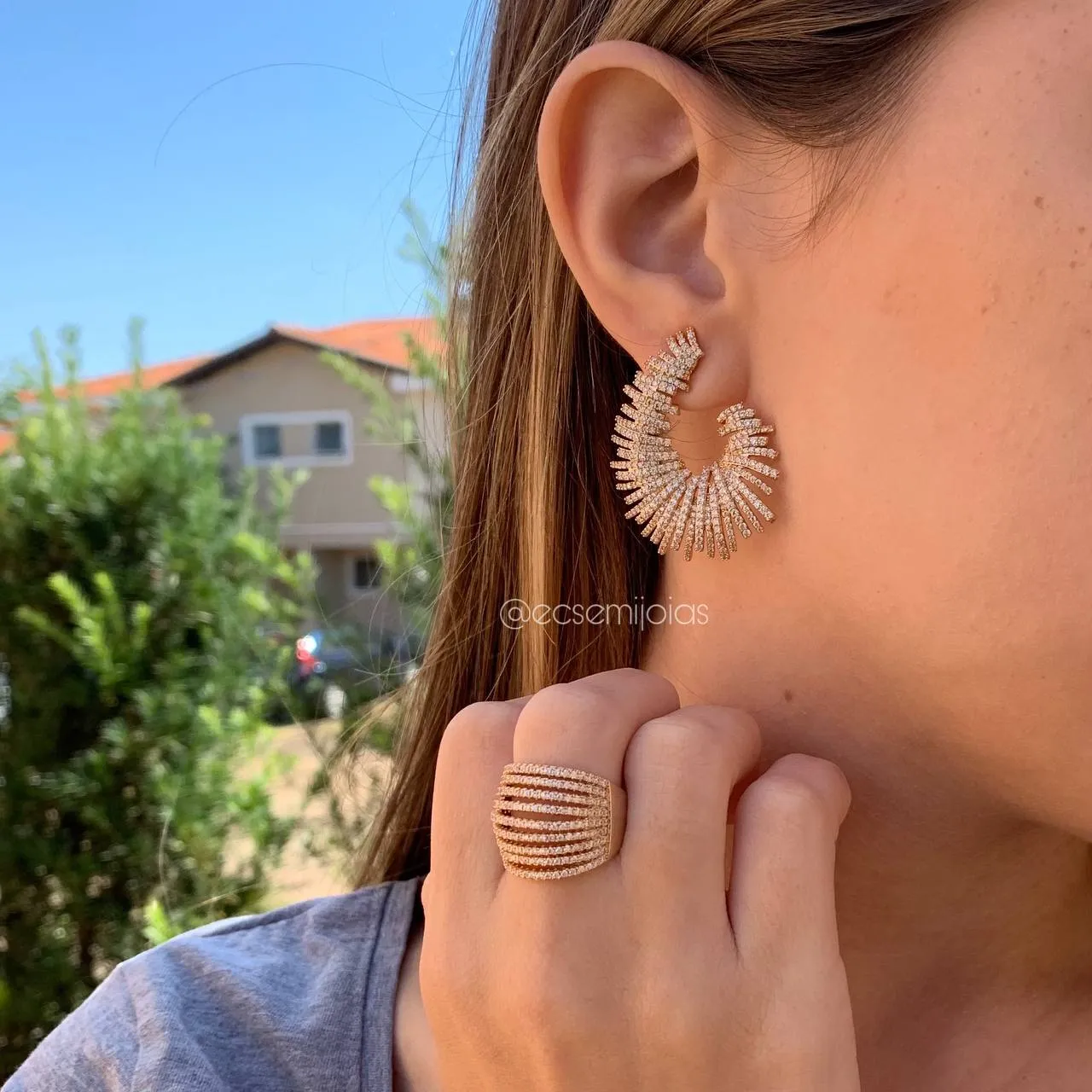 Conjunto anel e brinco com filetes cravejados - banhado a ouro 18k