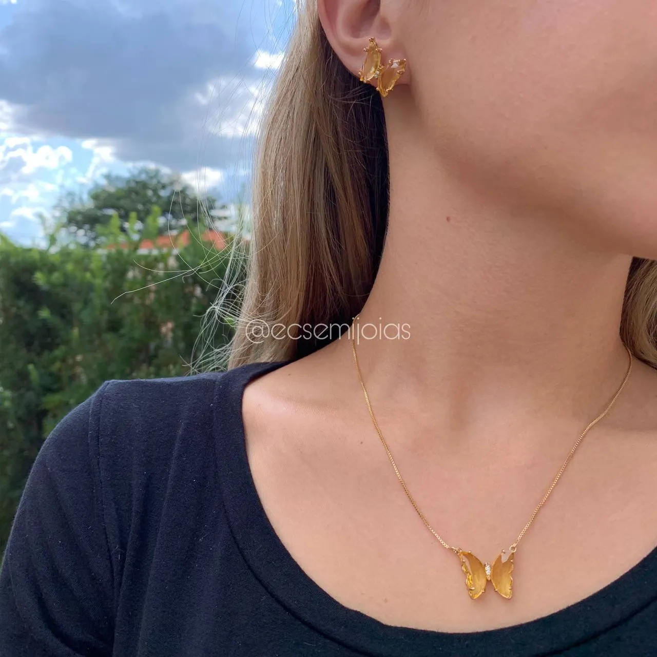 Conjunto de brinco e colar de borboleta - banhado a ouro 18k