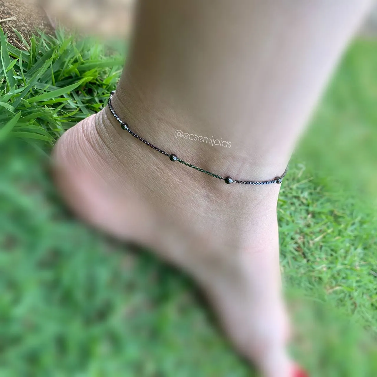 Tornozeleira de bolinha 3 mm com espaço de 3 cm entre elas - 22 cm + 5 cm de extensor- banhado a ródio negro