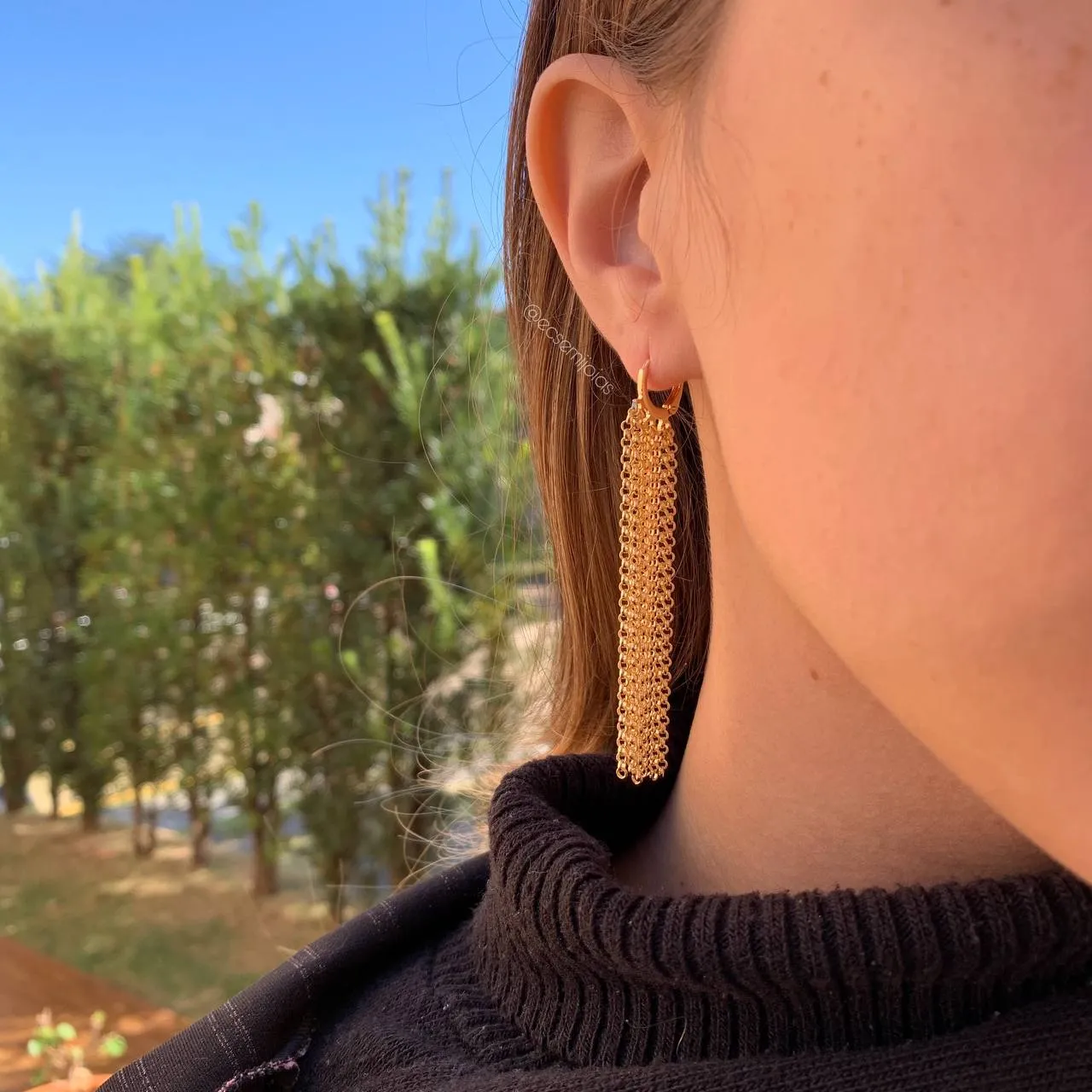 Brinco tranqueta com franja    - banhado a ouro 18k
