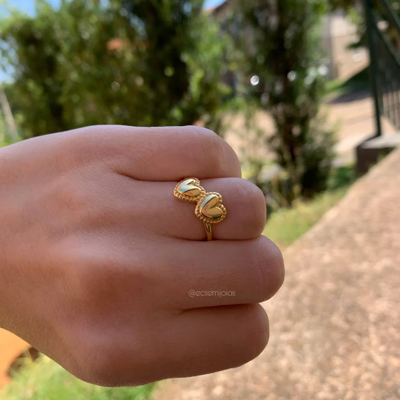Anel 2 corações - banhado a ouro 18k