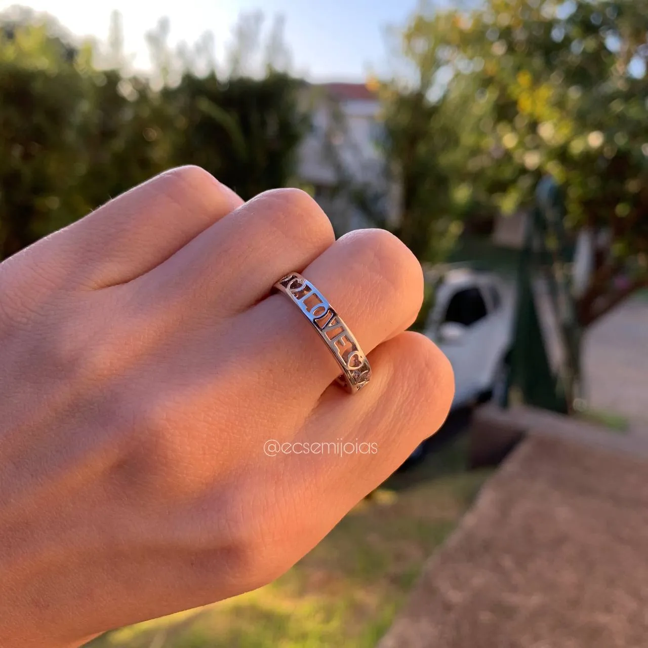 Anel aro duplo love 2 zirconias - banhado a ródio branco