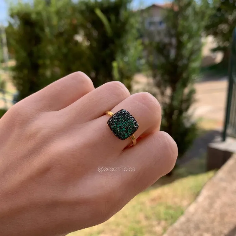 Anel cabeça quadrada cravejada - banhado a ouro 18k