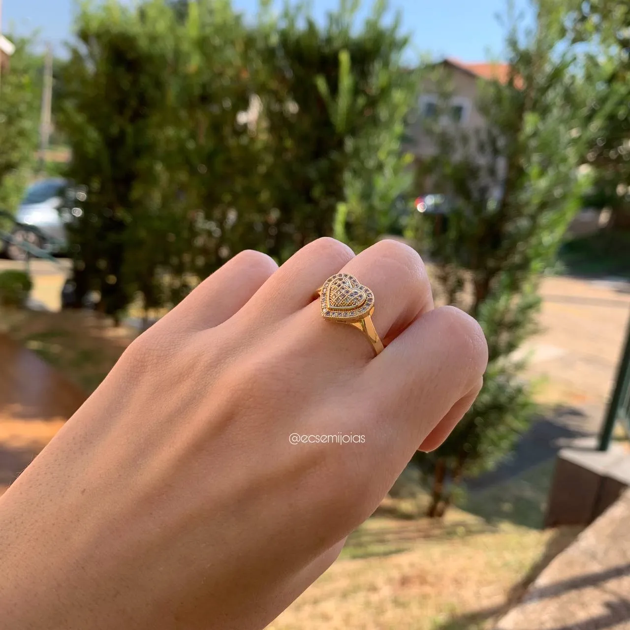 Anel coração cravejado - banhado a ouro 18k