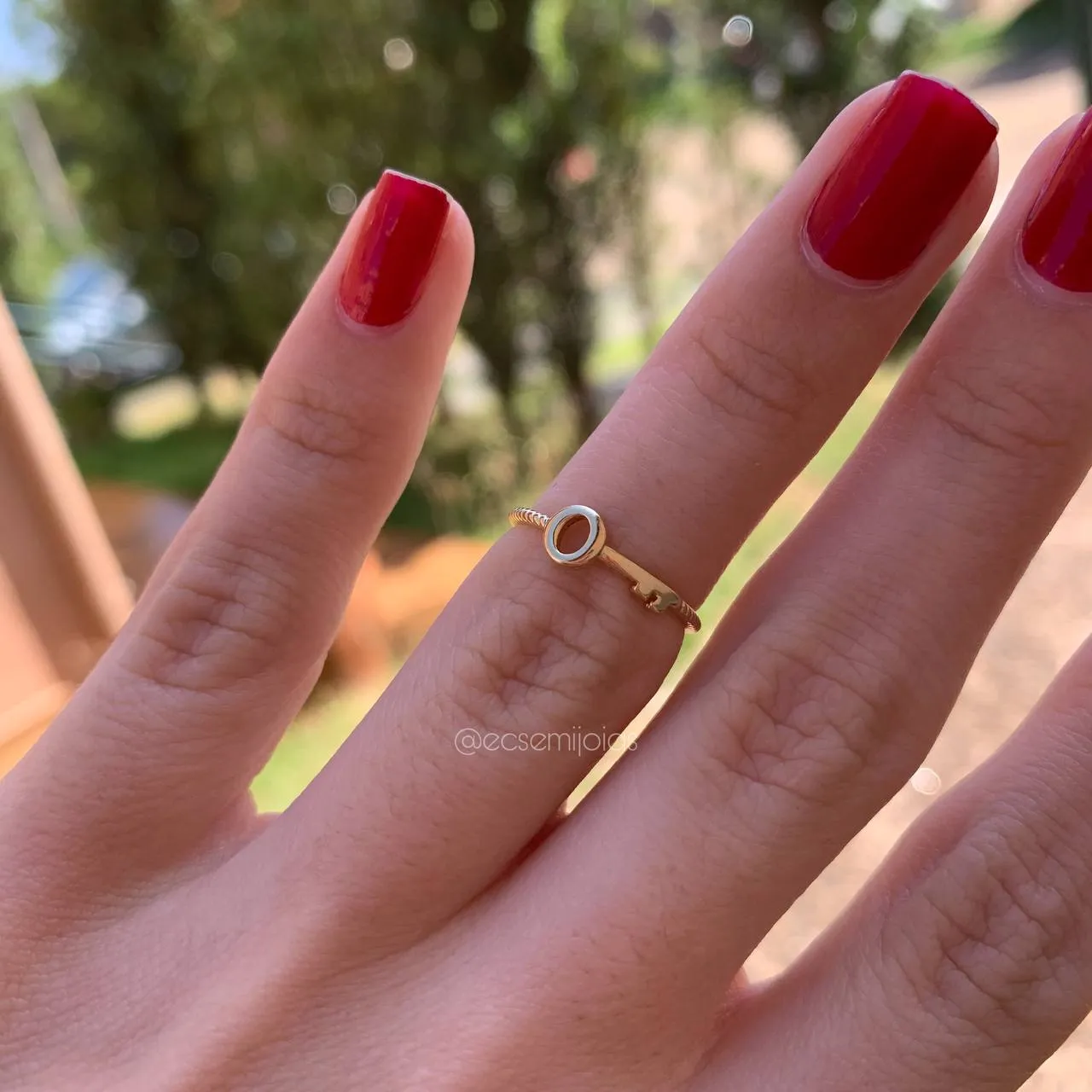 Anel falange chave lisa - banhado a ouro 18k