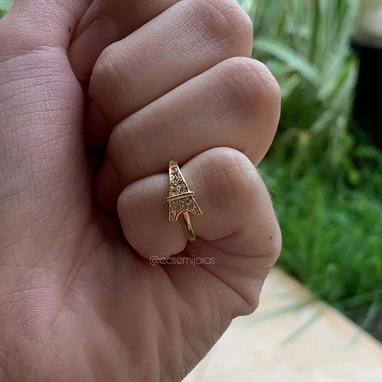 Anel falange torre eiffel deitada cravejada - banhado a ouro 18k