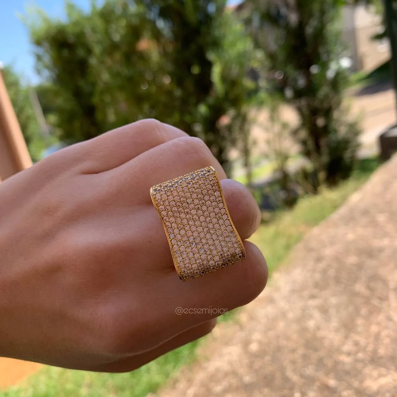 Anel laço grande cravejado -  banhado a ouro 18k